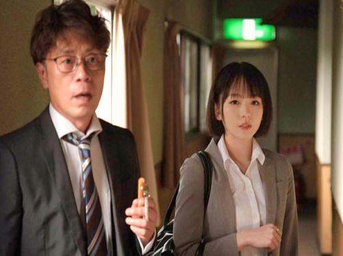 Nishimoto Meisa und ihre wundervolle Geschäftsreise mit ihrem Chef
